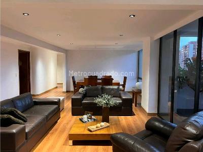 Apartamento de 4 alcobas en venta en Los Balsos, Medellín, 212 m² · foto 5 de 15
