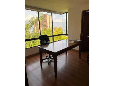 Apartamento de 4 alcobas en venta en Los Balsos, Medellín, 212 m² · foto 8 de 15