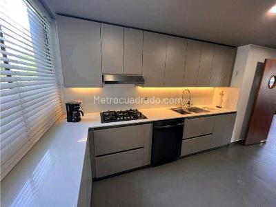Apartamento de 4 alcobas en venta en Los Balsos, Medellín, 212 m² · foto 9 de 15