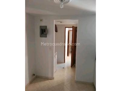 Apartamento de 3 alcobas en venta en Laureles, Medellín, 132 m² · foto 6 de 19