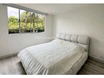 Apartamento de 3 alcobas en venta en Bededictinos, Envigado, 190 m² · foto 6 de 12