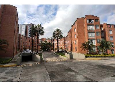 Apartamento de 3 alcobas en venta en Loma De San Julian, Medellín, 77 m² · foto 11 de 11