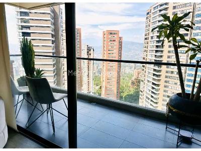 Apartamento en venta en Altos Del Poblado, Medellín · foto 3 de 12