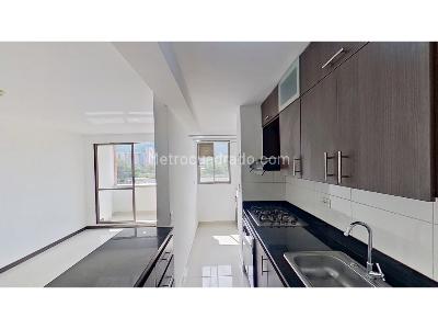Apartamento de 3 alcobas en venta en Niquia, Bello, 66 m² · foto 2 de 20