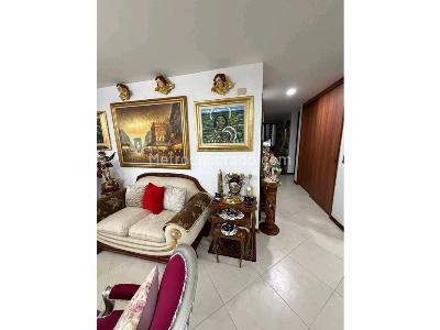 Apartamento de 3 alcobas en venta en Los Balsos, Medellín, 140 m² · foto 9 de 17