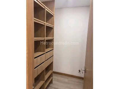 Apartamento de 3 alcobas en venta en El Poblado, Medellín, 101 m² · foto 10 de 12