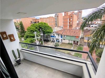 Apartamento de 3 alcobas en venta en Laureles, Medellín, 110 m² · foto 3 de 20