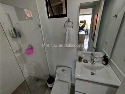 Apartamento de 3 alcobas en venta en Laureles, Medellín, 110 m² · foto 12 de 20