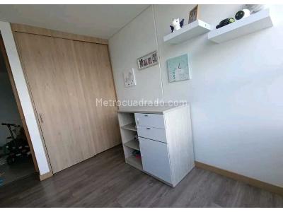 Apartamento de 3 alcobas en venta en El Poblado, Medellín, 88 m² · foto 12 de 15