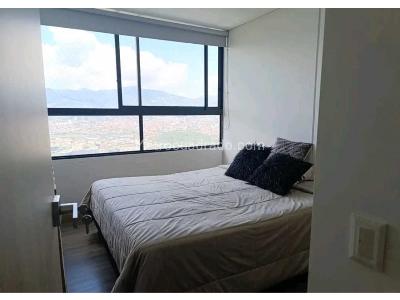 Apartamento de 3 alcobas en venta en El Poblado, Medellín, 88 m² · foto 4 de 15