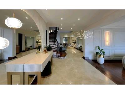 Casa de 4 alcobas en venta en El Poblado, Medellín, 1500 m² · foto 2 de 20