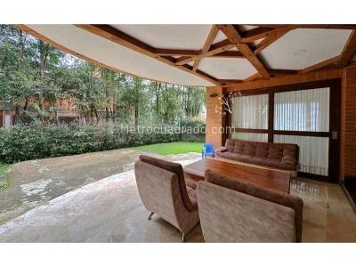 Casa de 4 alcobas en venta en El Poblado, Medellín, 1500 m² · foto 10 de 20