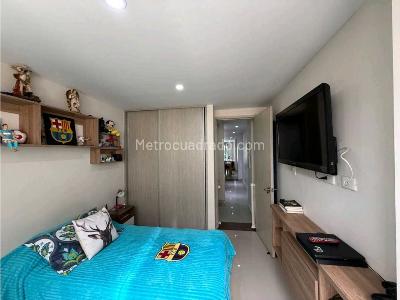 Apartamento en venta en La Floresta, Medellín · foto 10 de 14