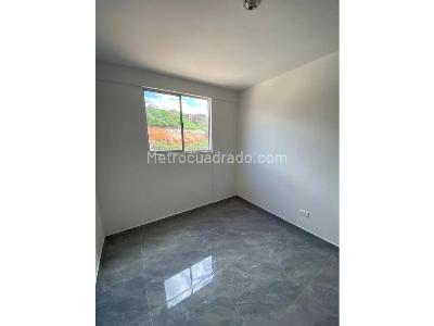 Apartamento en venta en Calasanz Parte Alta, Medellín · foto 8 de 15