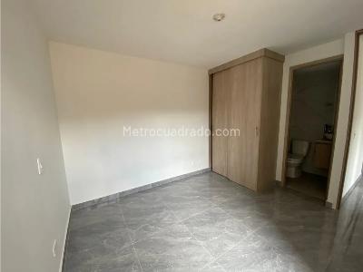 Apartamento en venta en Calasanz Parte Alta, Medellín · foto 13 de 15