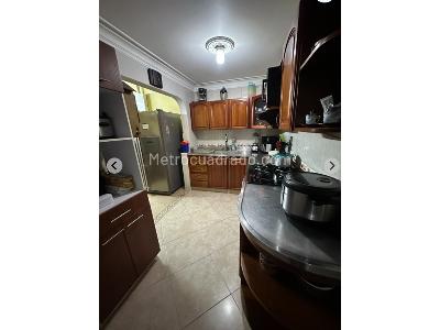 Apartamento de 5 alcobas en venta en La Almeria, Medellín, 125 m² · foto 3 de 20