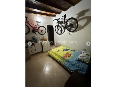 Apartamento de 5 alcobas en venta en La Almeria, Medellín, 125 m² · foto 13 de 20