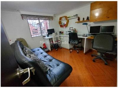 Apartamento de 5 alcobas en venta en La Almeria, Medellín, 125 m² · foto 19 de 20