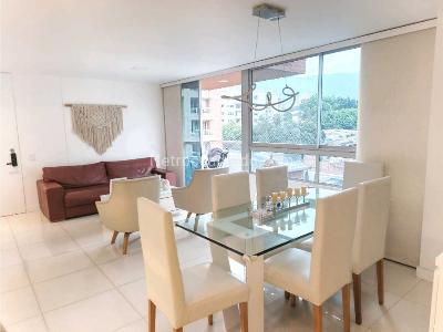Apartamento en venta en Laureles, Medellín · foto 5 de 20