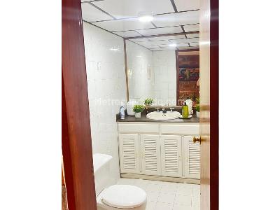 Casa de 5 alcobas en venta en Envigado Loma Las Brujas, Envigado, 1060 m² · foto 7 de 20