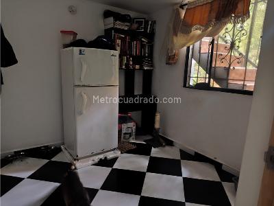 Casa de 3 alcobas en venta en Robledo La Campiña, Medellín, 54 m² · foto 9 de 20