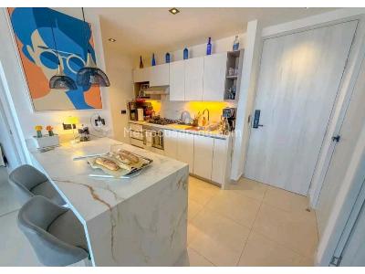 Apartamento de 2 alcobas en venta en Castropol, Medellín, 65 m² · foto 3 de 13