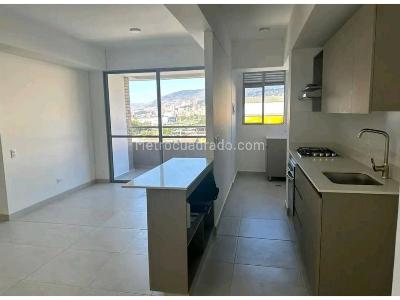 Apartamento de 3 alcobas en venta en Villa Grande, Envigado, 80 m² · foto 2 de 9