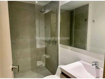 Apartamento de 3 alcobas en venta en Villa Grande, Envigado, 80 m² · foto 3 de 9