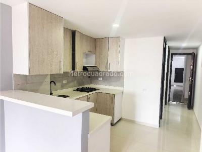 Apartamento de 2 alcobas en venta en El Velodromo, Medellín, 61 m² · foto 2 de 12