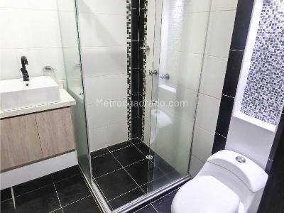 Apartamento de 2 alcobas en venta en El Velodromo, Medellín, 61 m² · foto 9 de 12