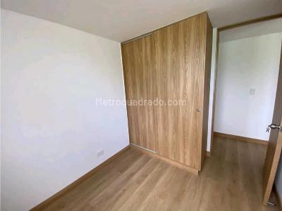 Apartamento de 3 alcobas en venta en El Porvenir, Rionegro, 53 m² · foto 5 de 14
