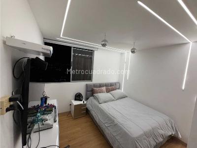 Apartamento de 3 alcobas en venta en El Poblado, Medellín, 120 m² · foto 14 de 20