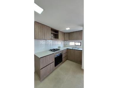 Apartamento de 3 alcobas en venta en Santa Ana, Bello, 62 m² · foto 2 de 19