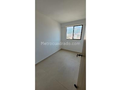 Apartamento de 3 alcobas en venta en Santa Ana, Bello, 62 m² · foto 12 de 19