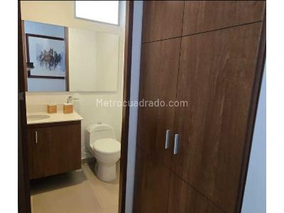 Apartamento de 3 alcobas en venta en El Poblado, Medellín, 110 m² · foto 12 de 15