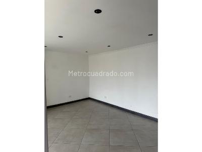 Apartamento de 3 alcobas en venta en Madera, Bello, 64 m² · foto 8 de 10