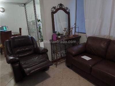 Apartamento en venta en La Castellana, Medellín · foto 2 de 20