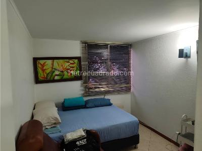 Apartamento en venta en La Castellana, Medellín · foto 14 de 20