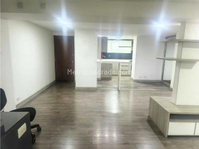 Apartamento en venta en Los Colores, Medellín · foto 8 de 20