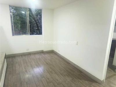 Apartamento en venta en Los Colores, Medellín · foto 15 de 20