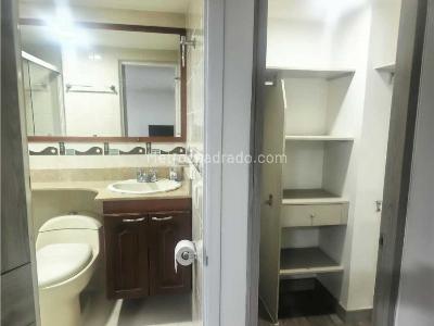 Apartamento en venta en Los Colores, Medellín · foto 19 de 20