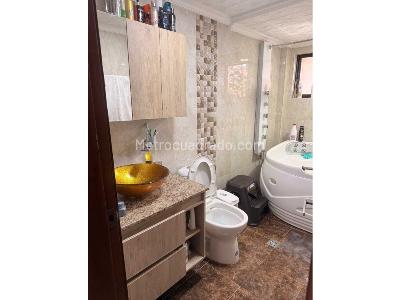 Apartamento de 3 alcobas en venta en El Velódromo, Medellín, 143 m² · foto 10 de 20