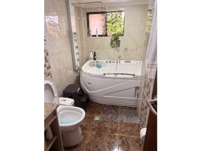 Apartamento de 3 alcobas en venta en El Velódromo, Medellín, 143 m² · foto 19 de 20