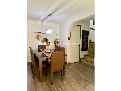 Apartamento de 3 alcobas en venta en La Mota, Medellín, 100 m² · foto 3 de 12