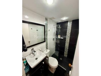 Apartamento de 3 alcobas en venta en La Mota, Medellín, 100 m² · foto 11 de 12