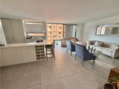 Apartamento de 3 alcobas en venta en Laureles, Medellín, 102 m² · foto 3 de 20
