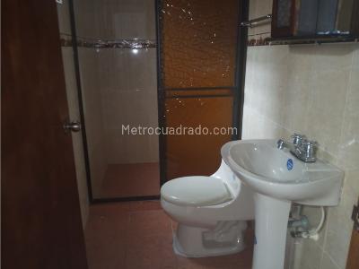 Casa de 4 alcobas en venta en Aranjuez, Medellín, 195 m² · foto 13 de 14