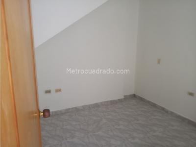 Casa de 4 alcobas en venta en Aranjuez, Medellín, 195 m² · foto 4 de 14