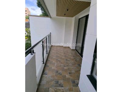 Apartamento de 3 alcobas en venta en Belen Rosales, Medellín, 162 m² · foto 2 de 20