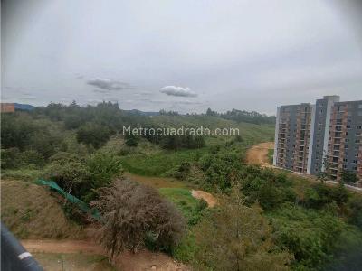 Apartamento de 3 alcobas en venta en El Porvenir, Rionegro, 50 m² · foto 3 de 16